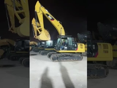 Πελάτης από την Αμερική δοκιμάζει το προϊόν.